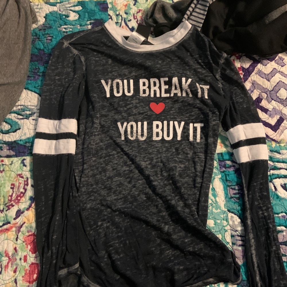 Long sleeve tee